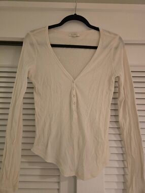 Z Supply Cream Ribbed V-Neck Henley Long Sleeve Top